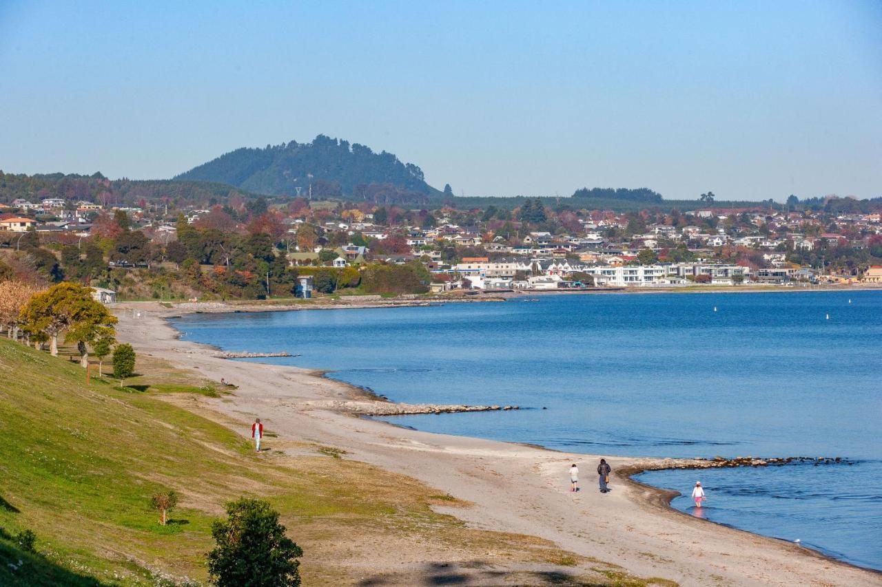 Midtown Tui Villa - Taupo Central Holiday Unit Екстер'єр фото